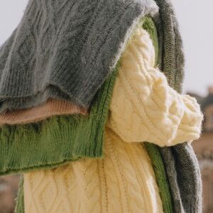 DAILY DRILLS OVERSIZED KNIT SWEATER - LEMONADE